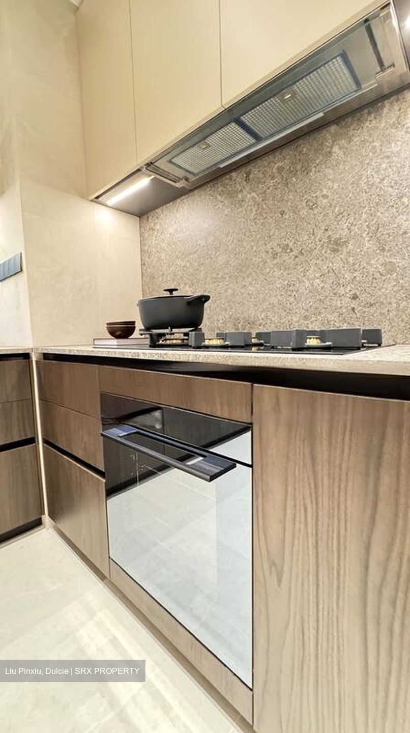 Orchard Boulevard (D10), Condominium #469330771